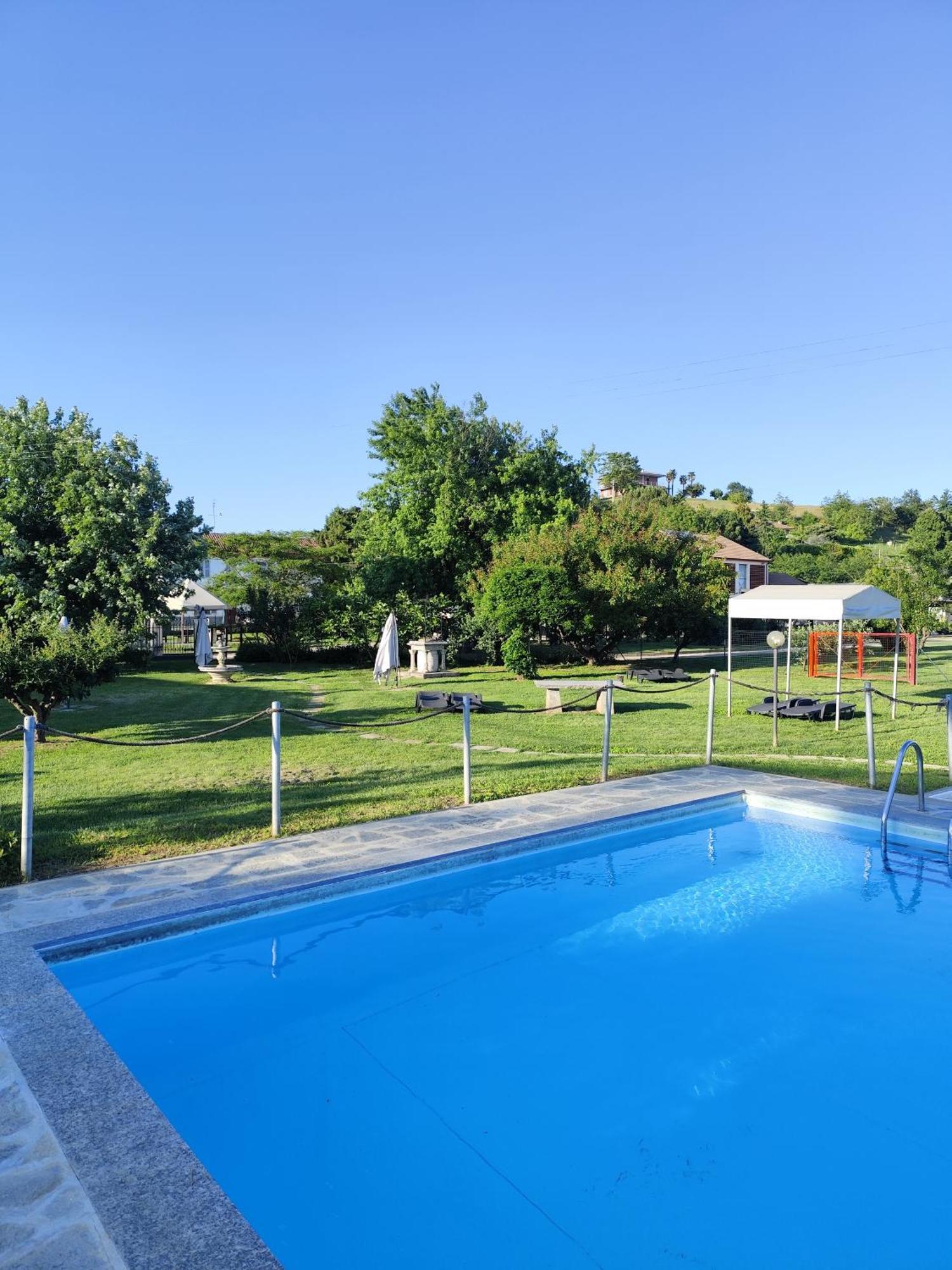 La Crota B&B Άστι Εξωτερικό φωτογραφία
