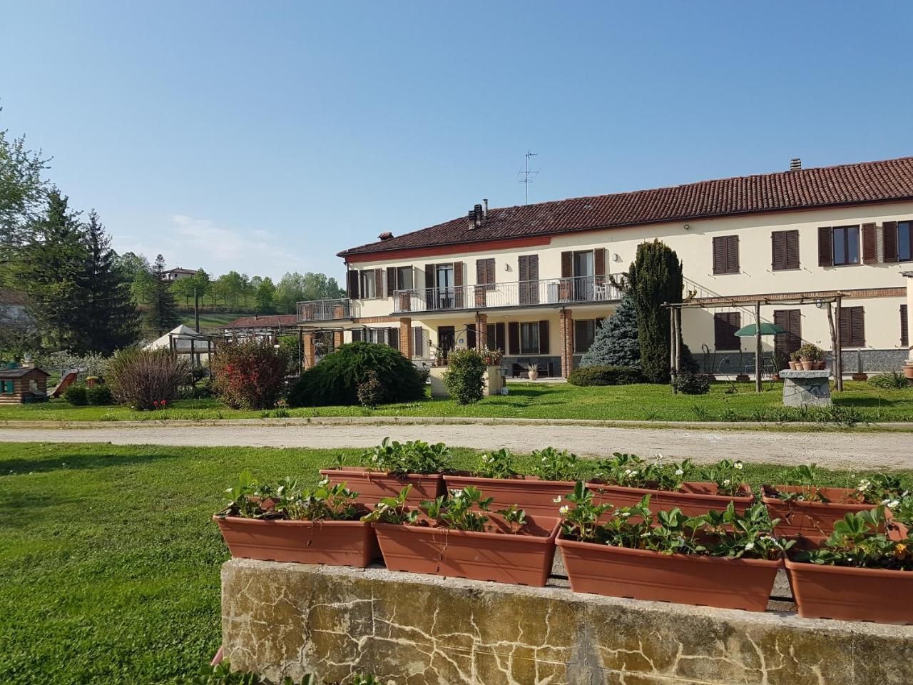 La Crota B&B Άστι Εξωτερικό φωτογραφία